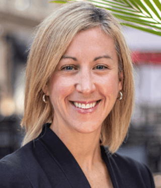 Christiane Fox - crop